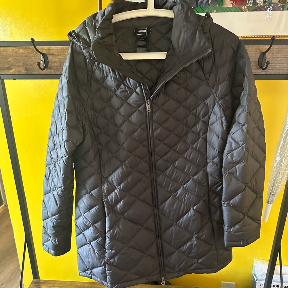 The North Face Women's Charcoal Quilted Puffer Jacket